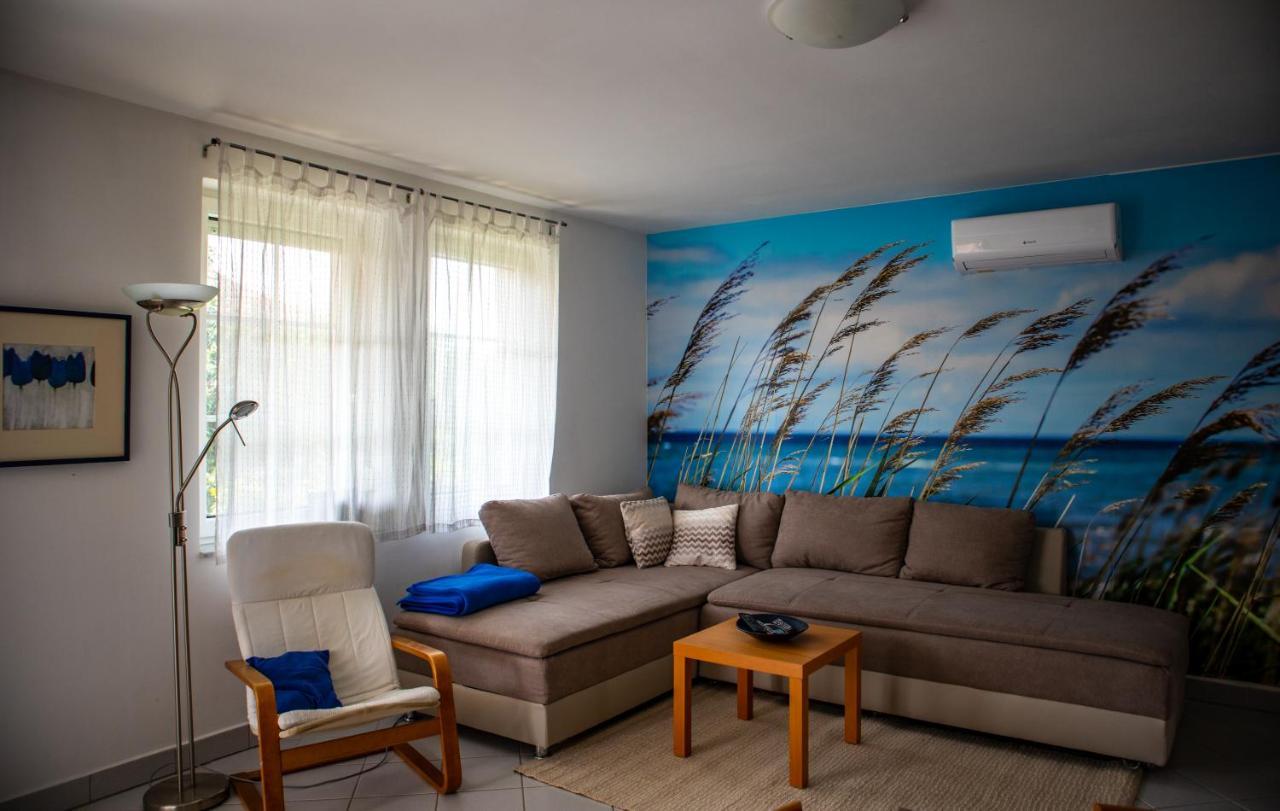Nefelejcs Apartmanhaz Gyenesdias Exterior photo