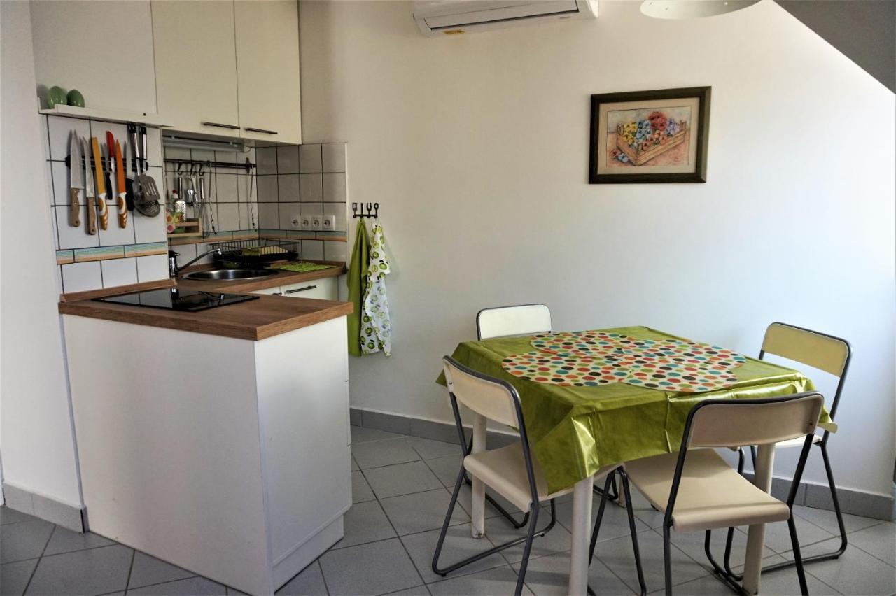 Nefelejcs Apartmanhaz Gyenesdias Exterior photo